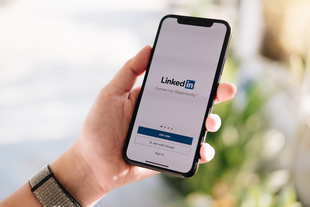 Intro LinkedIn Reviews and Recruiting | Seattle Financial